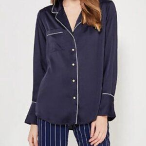 Banana Republic Navy Long Sleeve Pajama Style Blouse White Piping/Pearl Button S